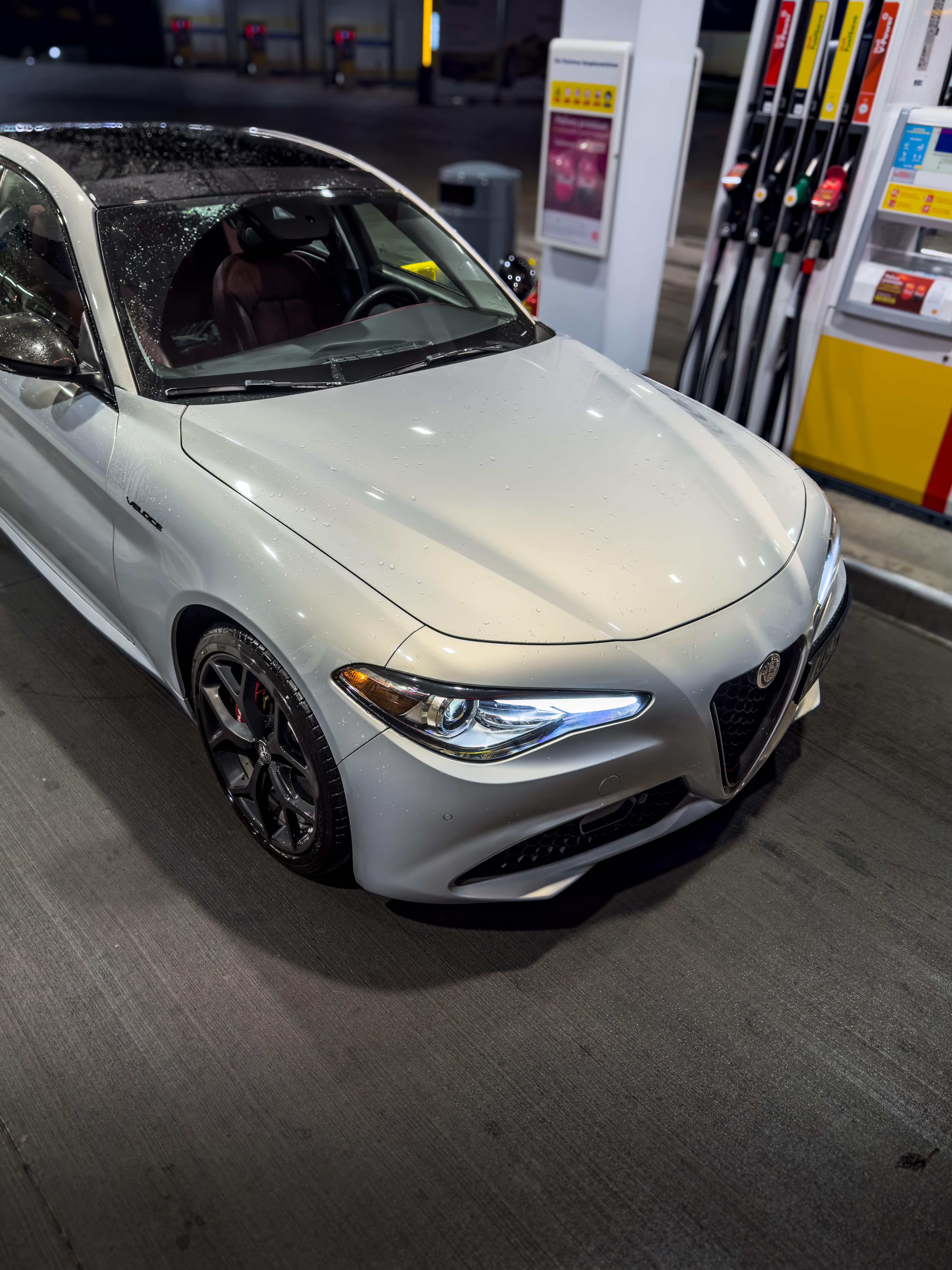 Alfa Romeo Giulia Veloce - wynajem na wesele